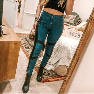 Vintage high waisted jeans with leather detail